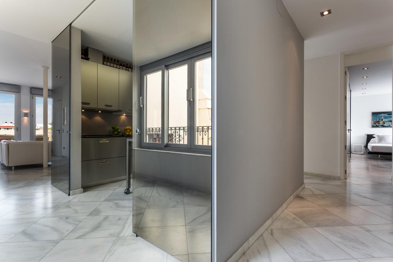 Puerta Del Leon Apartamento Sevilha Exterior foto